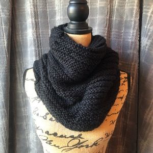 Haida Cowl Scarf 🧣